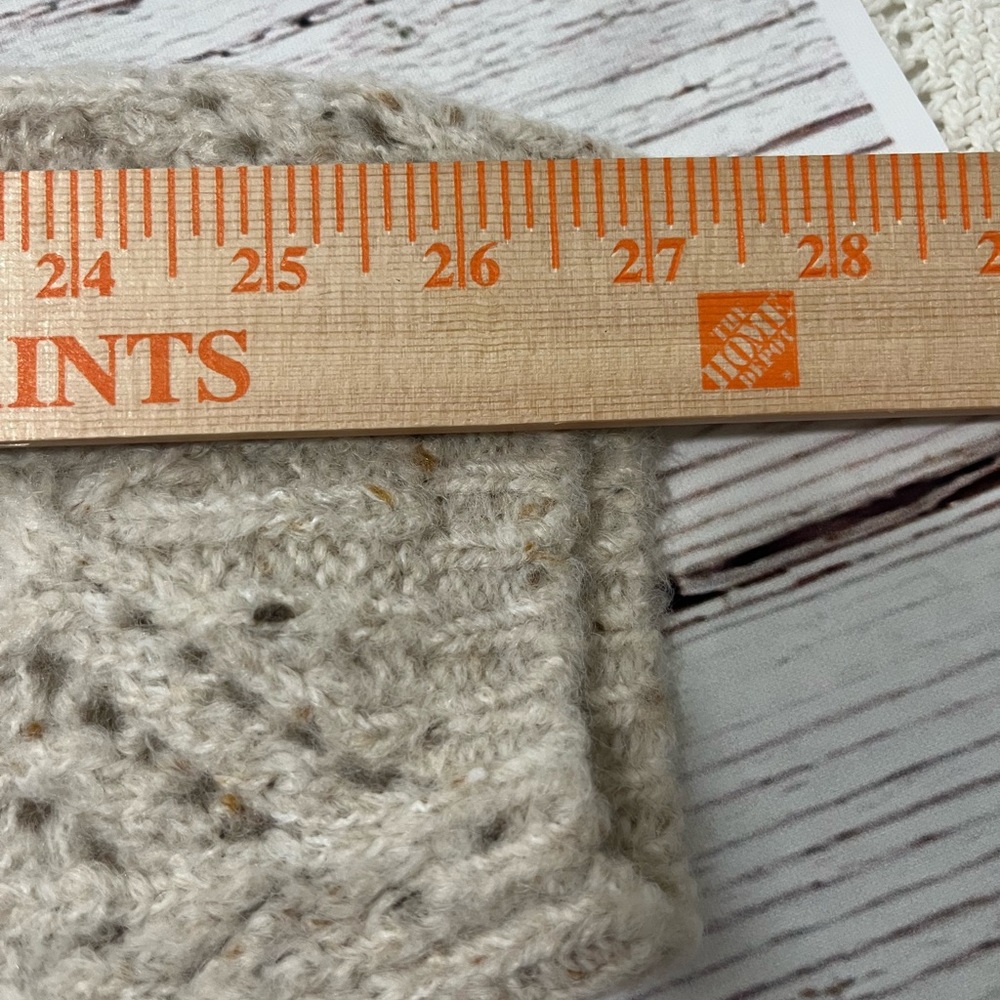 Old Navy Ruffle Sleeve Neutral Oatmeal Knit Sweater size XL Adorable - Picture 9 of 11